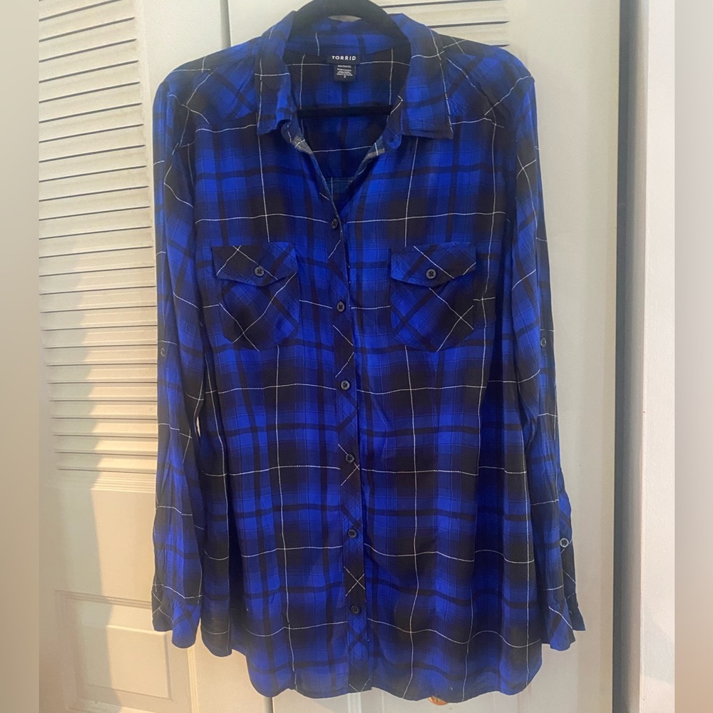 Torrid Button Down Shirt, Size 2X (Torrid Size 2).